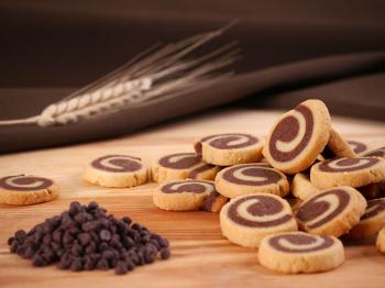 Schwarz-Wei&szlig;-Geb&auml;ck